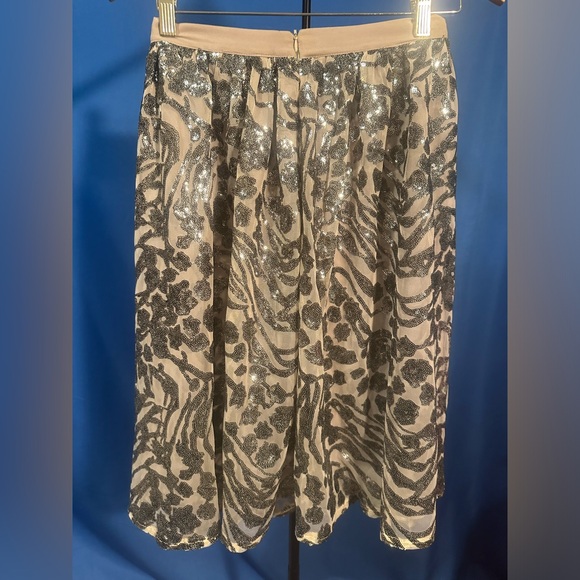 Scattered metal sequin tutu style over the knee skirt - Picture 3 of 3